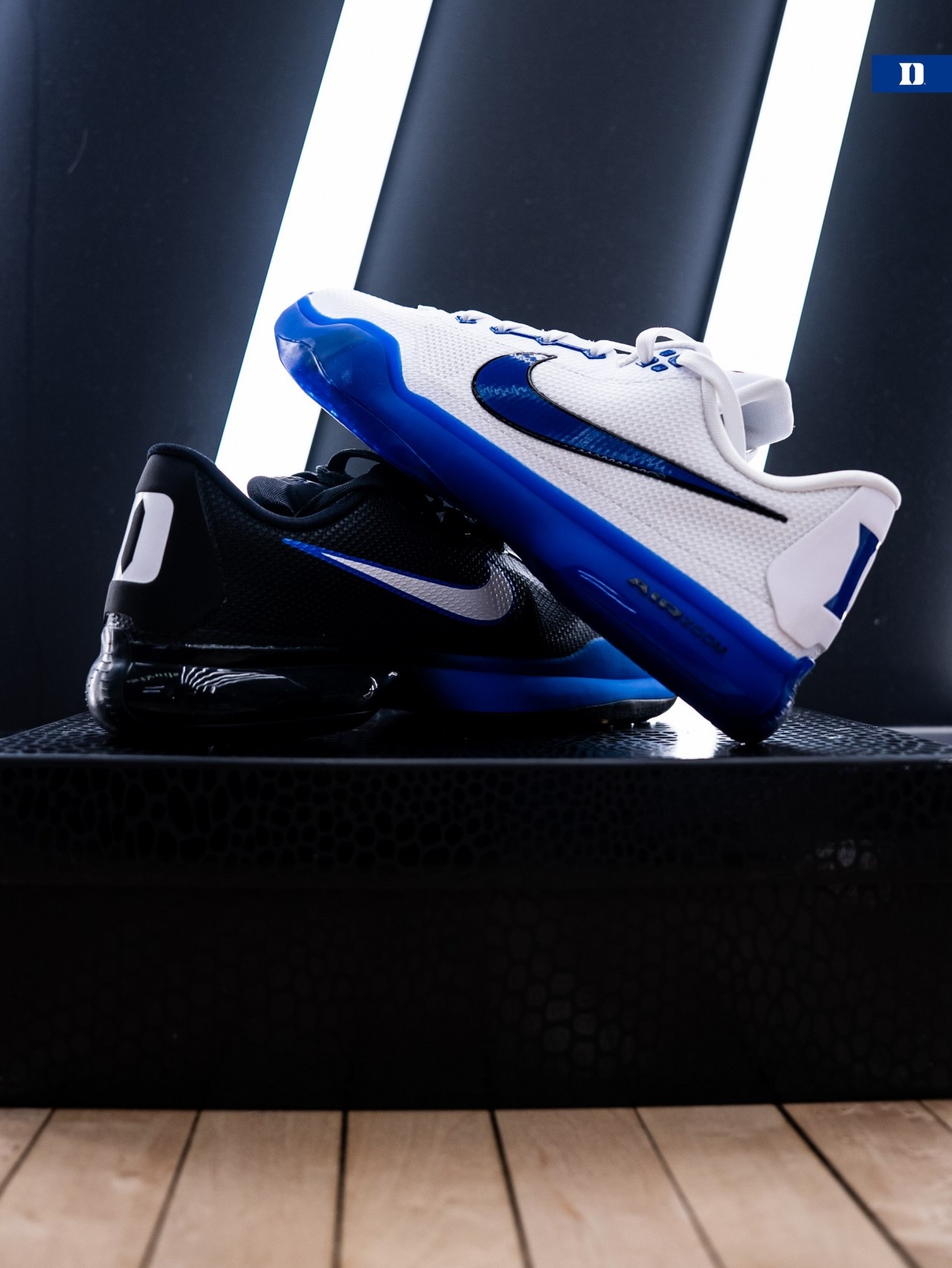 杜克大学女篮晒专属Kobe 10 Protro PE！两款蓝白黑配色亮相
