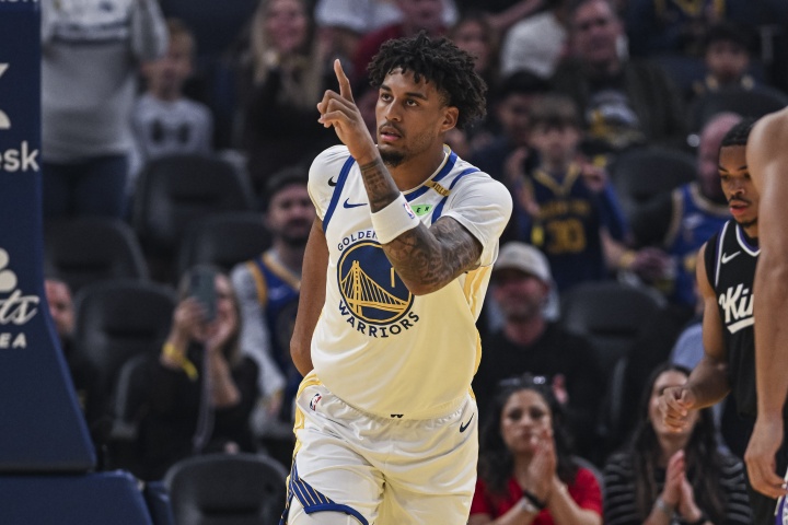 库里：关键时刻能信赖伦德博格 我欣赏他的拼劲我们对他期待很高